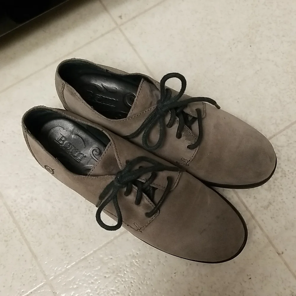 BORN suede Oxfords unisex